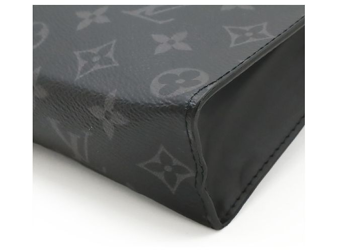 Louis Vuitton Monogram Eclipse Pochette Voyage MM Marrone Nero Monogramma - vista 4