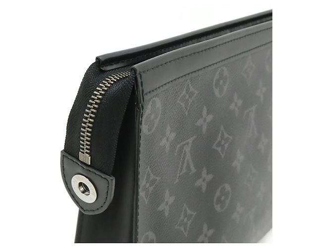 Louis Vuitton Monogram Eclipse Pochette Voyage MM Marrone Nero Monogramma - vista 5