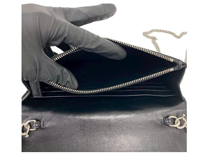 Mini borsa a tracolla in pelle nera Yves Saint Laurent Nero - vista 10