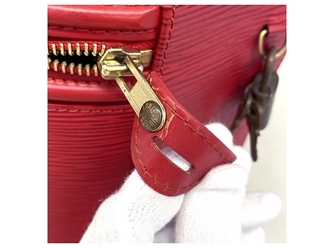 Borsa Louis Vuitton Epi Cannes Rosso - vista 7