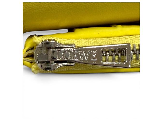 Cartera Vertical Loewe Pebble - vista 10