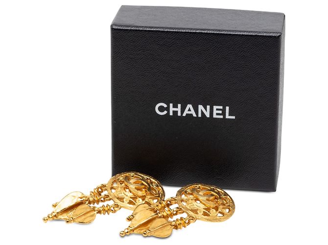 Orecchini clip Chanel Gold CC placcati oro con frange filigranate D'oro - vista 4