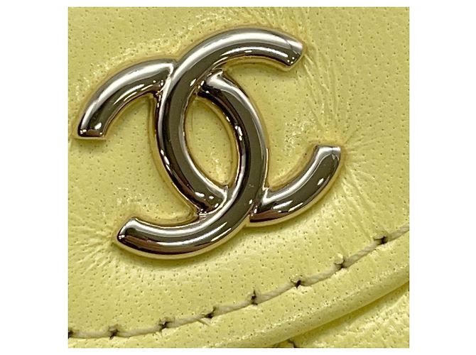 Timeless Borsa a tracolla Chanel Matelassé in agnello con catena Giallo - vista 11