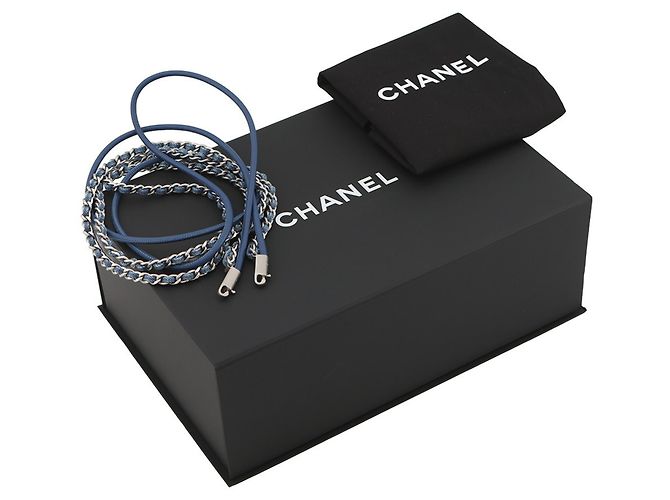 Borsa Chanel 22 Mini Coco Mark in denim Blu - vista 17