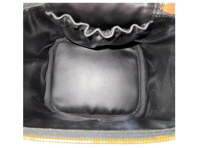 Chanel Vertical Vanity Case Handtasche Schwarz - Ansicht 8
