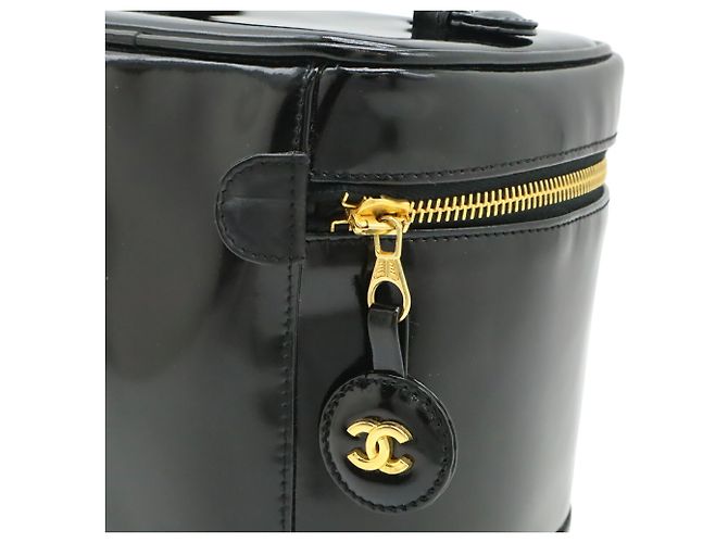 Borsa Vanity Chanel Coco Mark in pelle smaltata nera Nero - vista 6