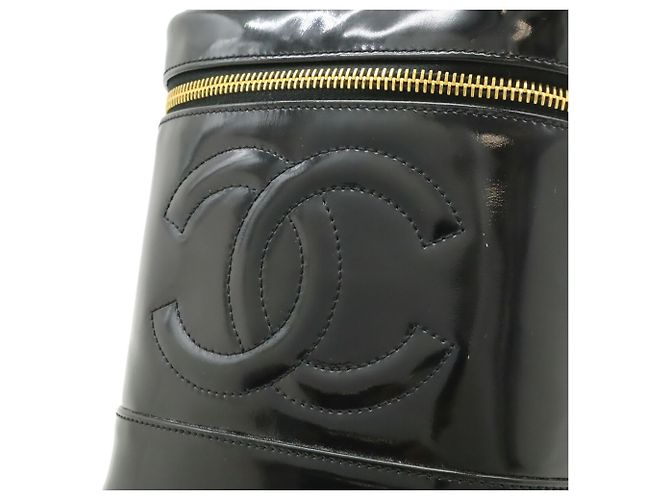Borsa Vanity Chanel Coco Mark in pelle smaltata nera Nero - vista 8