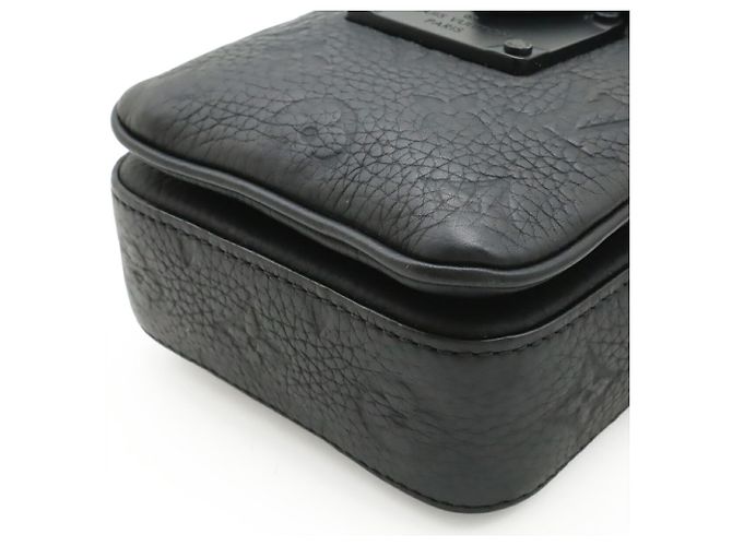 Portafoglio verticale S-Lock in pelle Monogram Taurillon Louis Vuitton Nero - vista 4