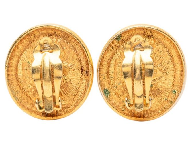 Orecchini a clip tondi Chanel Coco Mark D'oro - vista 2