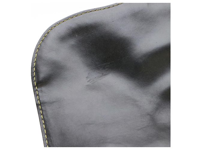 Borsa a tracolla Louis Vuitton Suhali Confidant Nero - vista 9