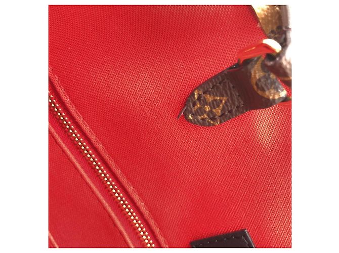 Borsa Louis Vuitton Monogram Giant OnTheGo GM Marrone - vista 8