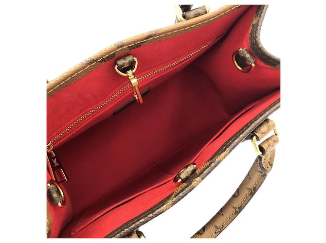 Borsa Louis Vuitton Monogram Giant OnTheGo PM Marrone - vista 6