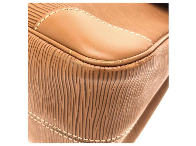 Borsa a Spalla Louis Vuitton Epi Segur Cammello - vista 3