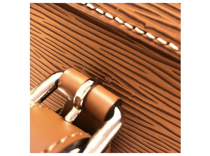 Borsa a Spalla Louis Vuitton Epi Segur Cammello - vista 6