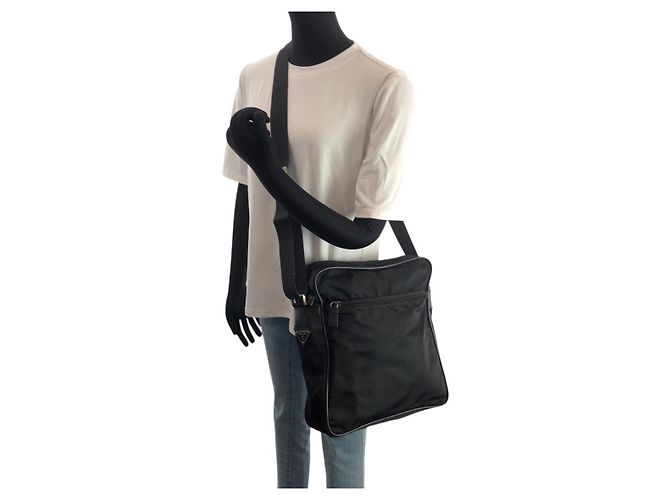 Borsa a tracolla in nylon Prada Tessuto con logo triangle Nero - vista 7