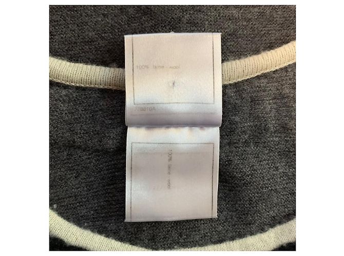 Chanel 2007 Wollpullover in Grau mit schwarz-weißem Flechtbesatz - Ansicht 7
