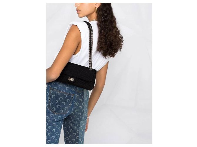 Borsa a tracolla Chanel Y2K in cotone matelassé nero con chiusura Mademoiselle - vista 2