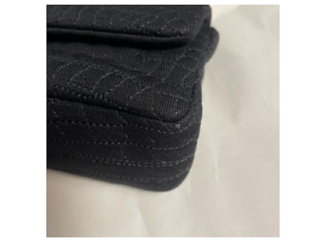 Borsa a tracolla Chanel Y2K in cotone matelassé nero con chiusura Mademoiselle - vista 7