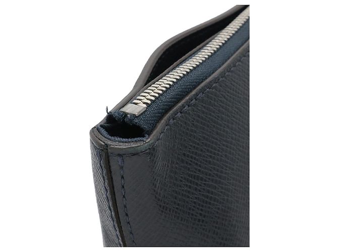 Valigetta Louis Vuitton Taiga Anton Blu - vista 5