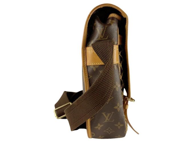 Bolsa de Ombro Louis Vuitton Monogram Marrom Monograma - vista 2