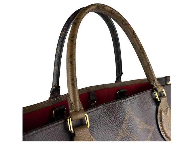 Borsa Louis Vuitton Monogram Giant OnTheGo GM Marrone Monogramma - vista 10