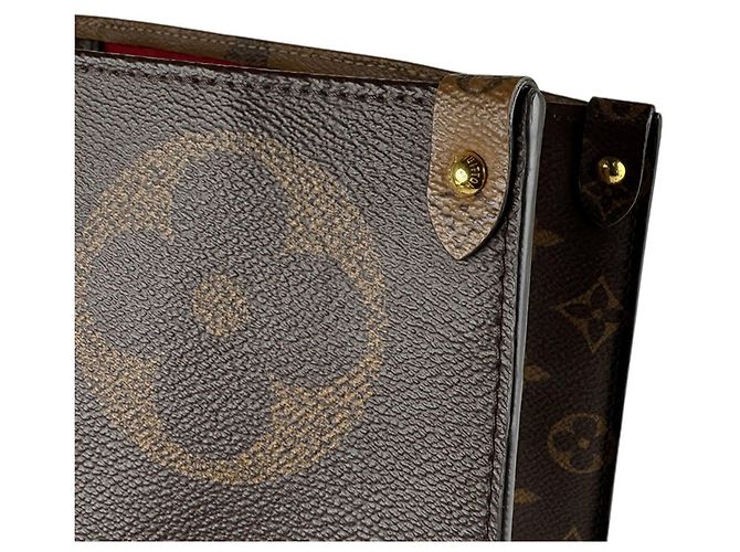 Borsa Louis Vuitton Monogram Giant OnTheGo GM Marrone Monogramma - vista 7