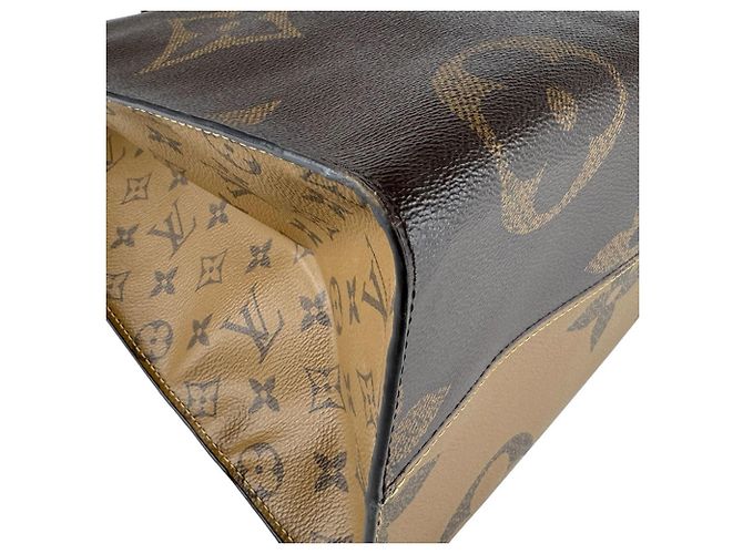 Borsa Louis Vuitton Monogram Giant OnTheGo GM Marrone Monogramma - vista 8