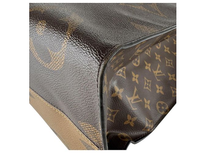 Borsa Louis Vuitton Monogram Giant OnTheGo GM Marrone Monogramma - vista 9