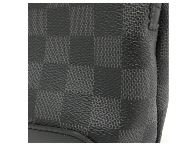Borsa a tracolla Louis Vuitton Damier Graphite Avenue Damier ebene - vista 6