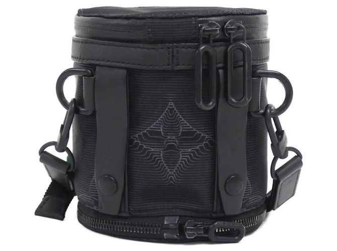 Borsa a spalla Louis Vuitton Expand Double Polochon M45604 Nero - vista 2