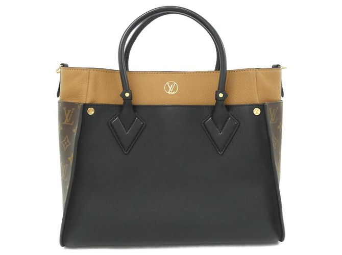 Borsa Louis Vuitton Monogram On My Side MM Nero - vista 2