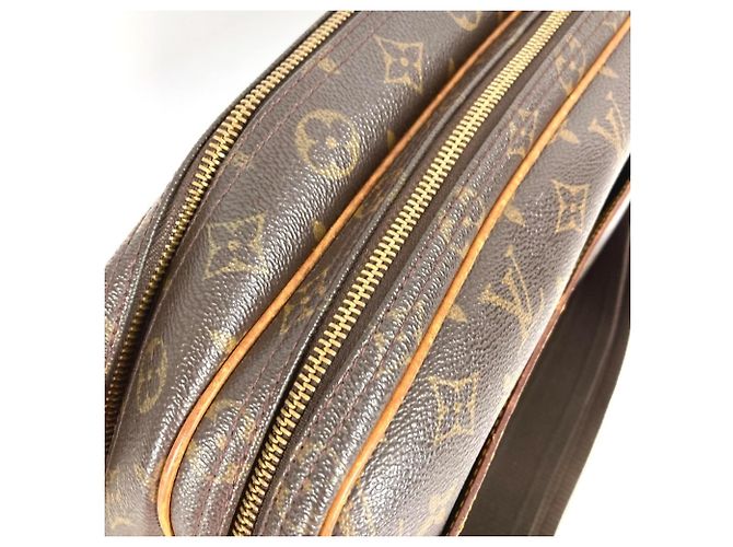 Borsa a tracolla Louis Vuitton Monogram Reporter PM Marrone - vista 3