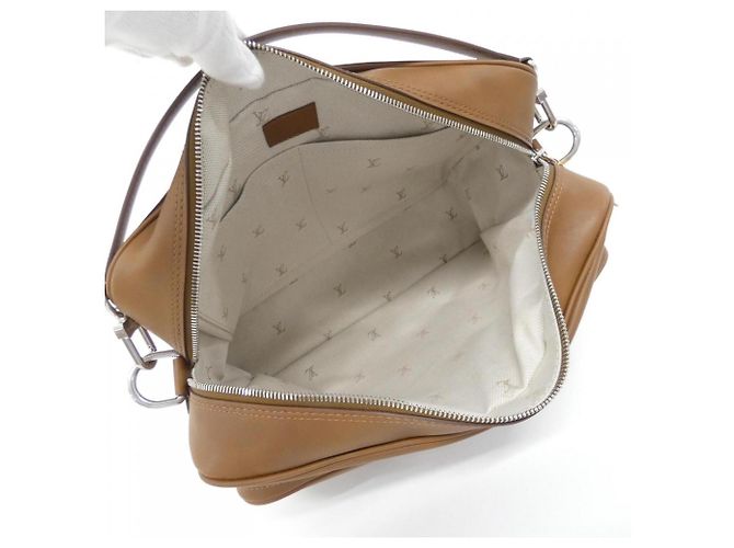 Louis Vuitton Nile XL M27999 Shoulder Bag Caramel - view 7