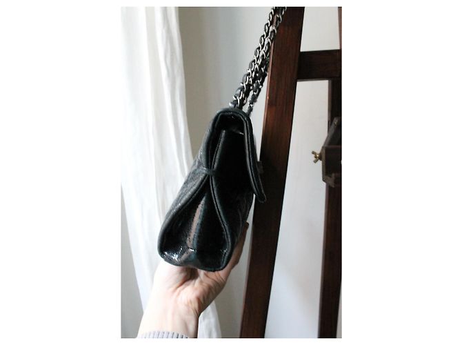 Chanel Borsa 2.55 in Pelle Craquelée Lucida Nero - vista 7