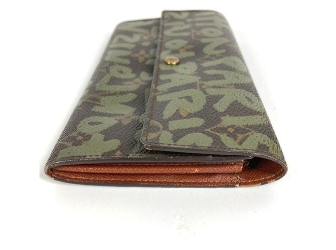 Portefeuille long Louis Vuitton Monogram Graffiti Marron Kaki - vue 3