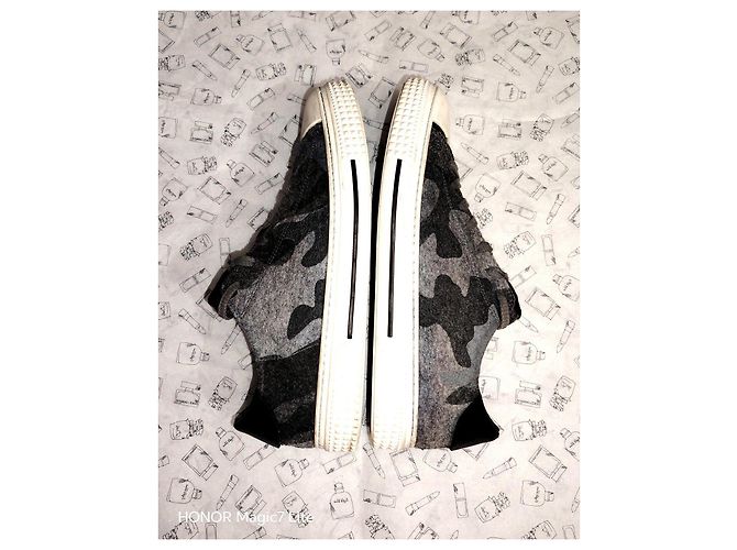 Sneakers Valentino Garavani Camouflage Nero Bianco Grigio - vista 7