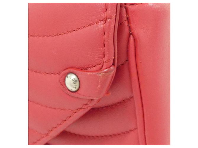 Borsa New Wave Chain Louis Vuitton M51930 Rosso - vista 7