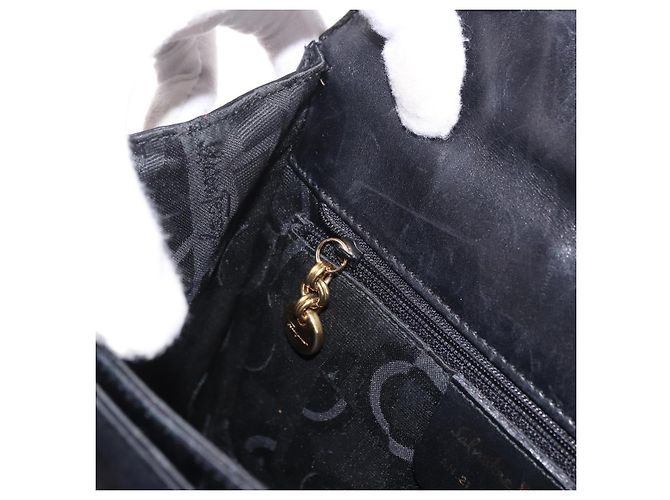 Borsa a Mano Salvatore Ferragamo Gancini in Pelle Nera e Oro Auth 183947 Nero D'oro - vista 23