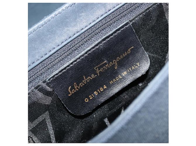 Borsa a tracolla Salvatore Ferragamo Gancini in scamosciato blu navy e oro Autentica 182997 - vista 16