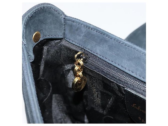 Borsa a tracolla Salvatore Ferragamo Gancini in scamosciato blu navy e oro Autentica 182997 - vista 20