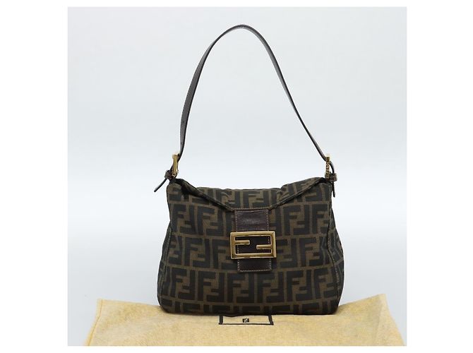 FENDI Zucca Canvas Mamma Baguette Shoulder Bag Black Brown Auth 183031V Marrone Nero - vista 23