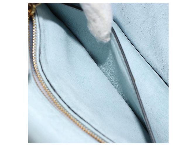 Borsa a Spalla Miu Miu in Pelle Azzurro Oro Auth 183635M D'oro Blu chiaro - vista 26