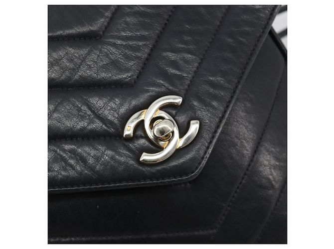 Borsa a tracolla CHANEL V Stitch in pelle di agnello blu navy e oro CC autentica bs35440 D'oro - vista 14