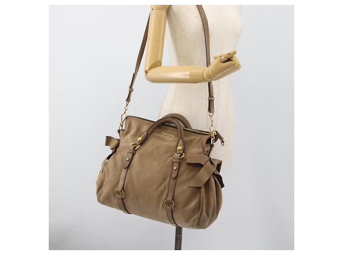 Borsa Miu Miu in scamosciato 2 modi Beige Oro Auth 183865V D'oro - vista 26