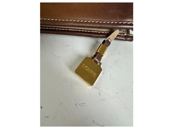 Clutch vintage Loewe in pelle granulata Tan Brown Oro Cammello - vista 5