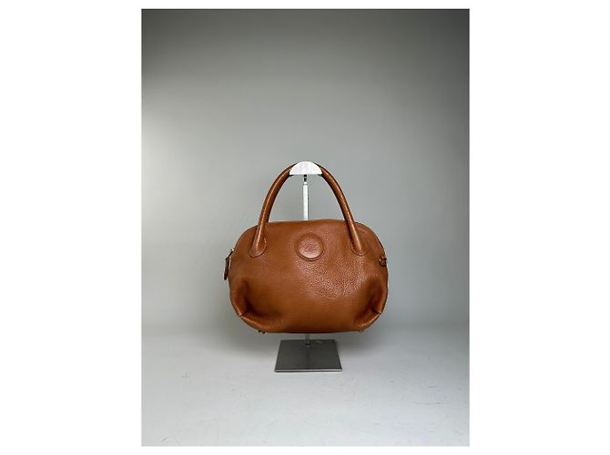 Vintage Givenchy Schultertasche aus genarbtem Leder Braun Gold - Ansicht 10