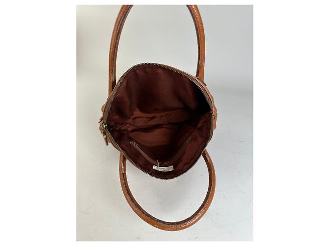 Vintage Givenchy Schultertasche aus genarbtem Leder Braun Gold - Ansicht 9