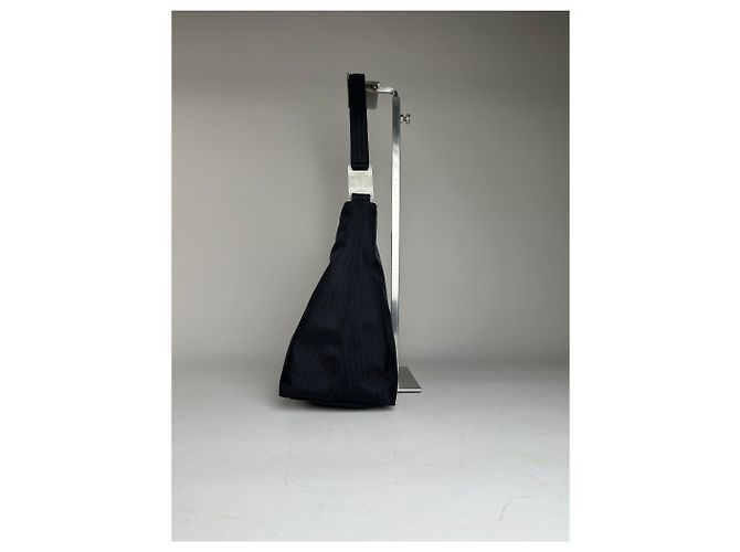 Vintage Givenchy Nylon Schultertasche Schwarz Silber - Ansicht 6