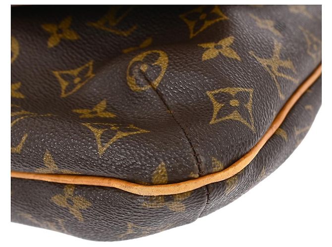Borsa Musette Salsa Louis Vuitton in Canvas Monogram GM Marrone - vista 7