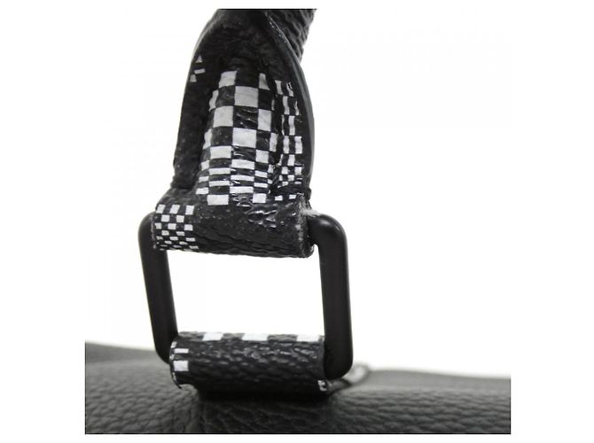 Borsa a tracolla Louis Vuitton Damier Distorted City Keepall XS Nero - vista 6